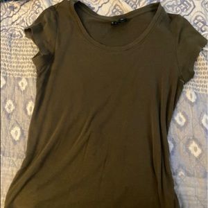 Size large olive green crew neck t shirt, stretchy